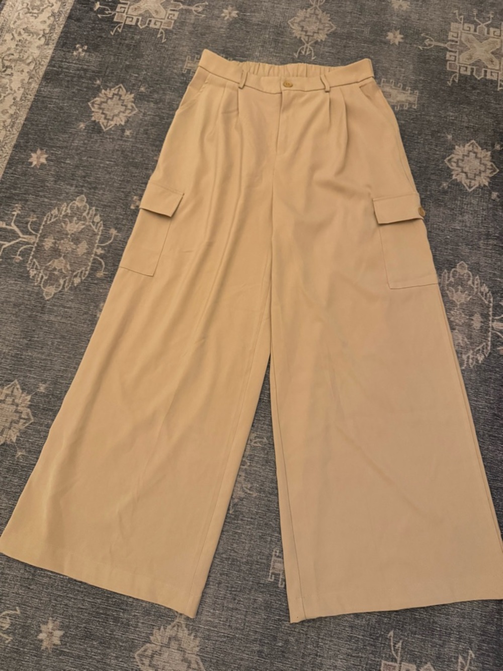Cotton Wide-Leg Cargo Trousers in Tan
